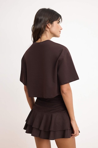 Trendyol - Camiseta en marrón