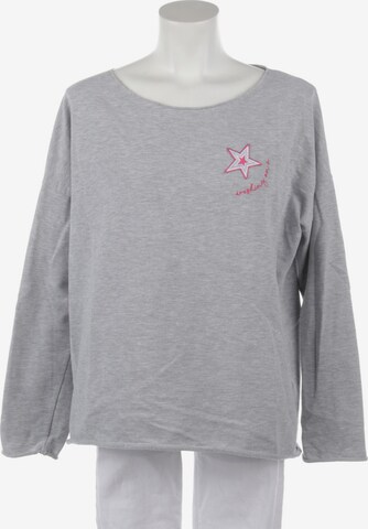 Juvia Sweatshirt & Zip-Up Hoodie in L in Grey: front