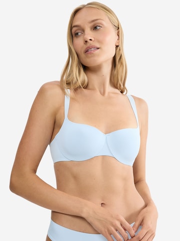 TRIUMPH Balconette BH ' Red Label Body Make-Up Illusion ' in Blauw: voorkant