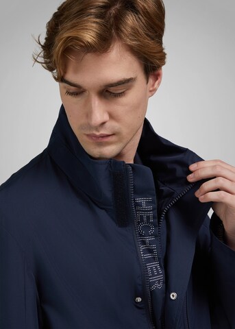 HECHTER PARIS Between-Seasons Coat in Blue
