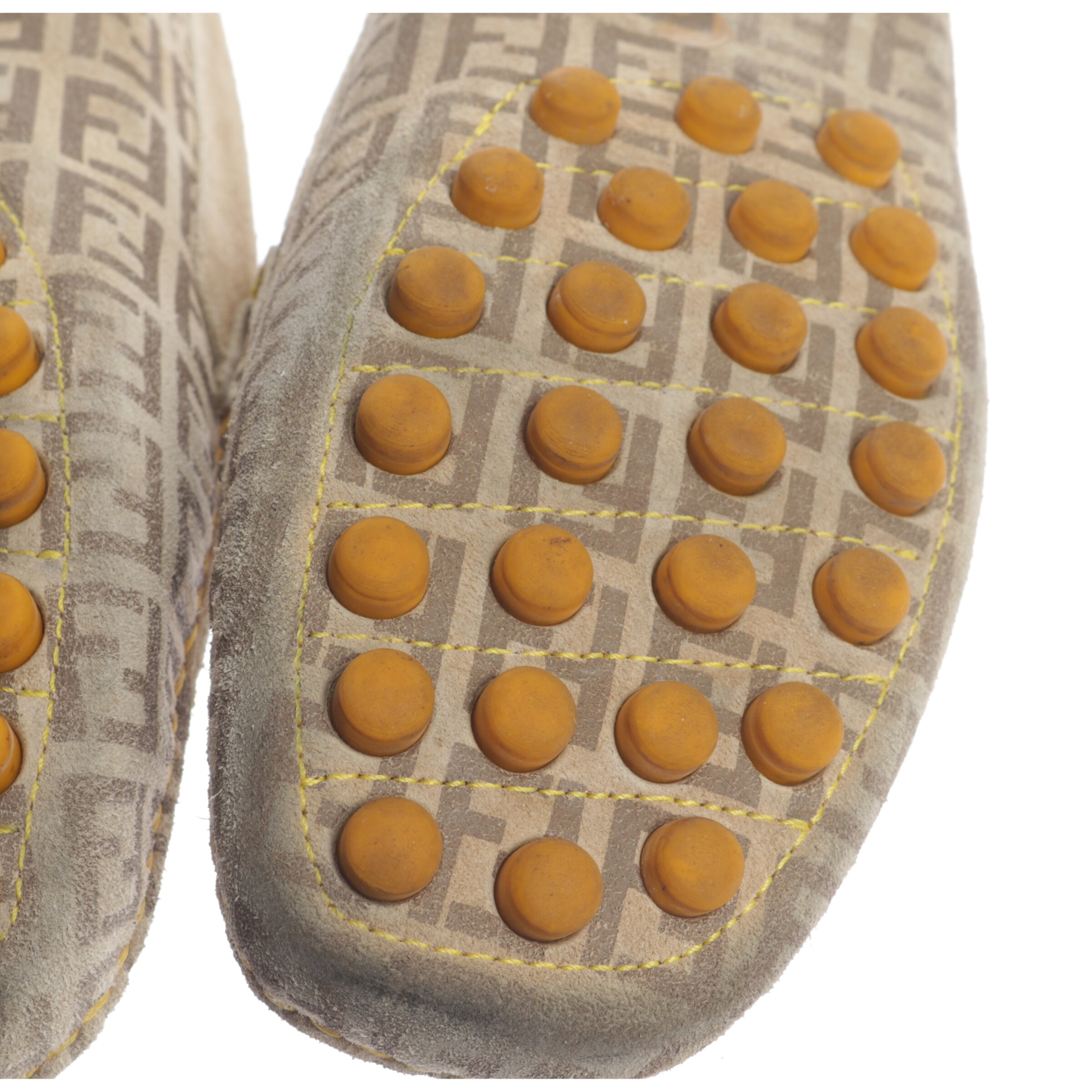 Fendi Flats & Loafers in 35 in Brown