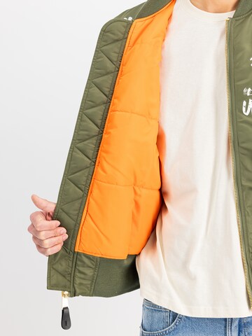 Giacca di mezza stagione 'MA-1 Peace' di ALPHA INDUSTRIES in verde