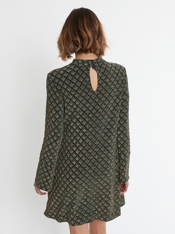 Ana Alcazar Kleid  'Sakala' in Gold
