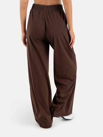 Smilodox Loosefit Broek in Bruin