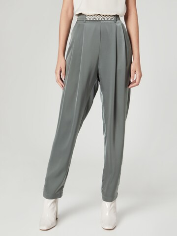 Guido Maria Kretschmer Women Regular Trousers with creases 'Giulia' in Grey: front