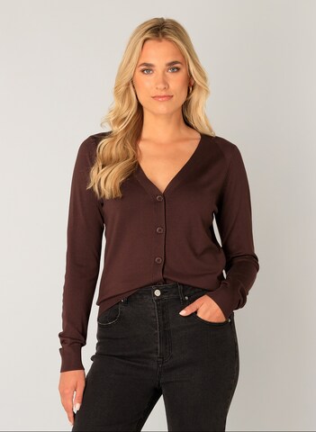 BASE LEVEL Strickjacke in Braun: Vorderseite