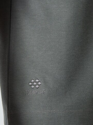 Tommy Life - Camisa em cinzento