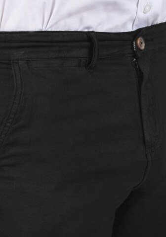!Solid - regular Pantalón chino en negro