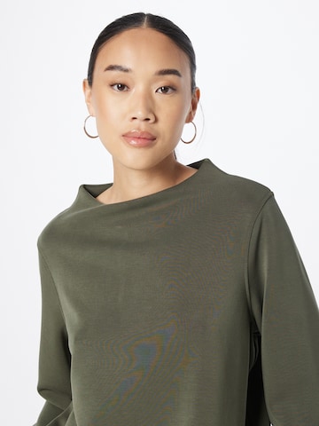 GERRY WEBER Sweatshirt in Green