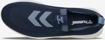 Hummel Slip On in Blau