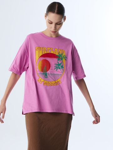 Twist Shirt in Lila: voorkant