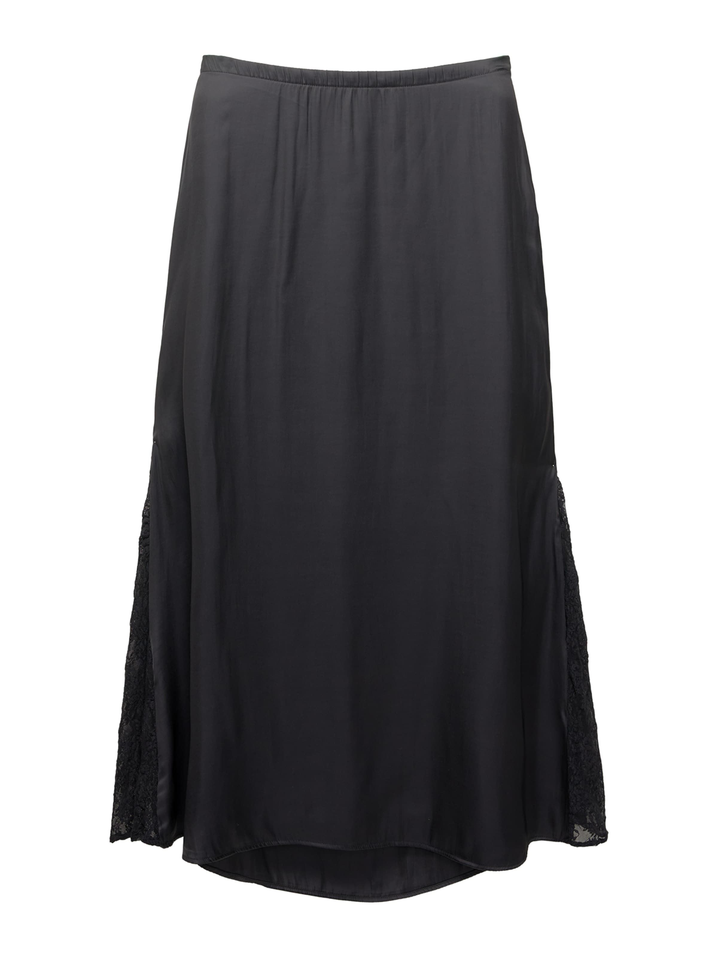 Jupe Pull&Bear en noir : devant