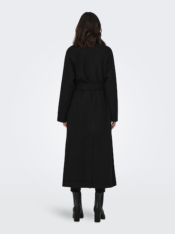 ONLY Ανοιξιάτικο και φθινοπωρινό παλτό 'VICTORIA' σε μαύρο