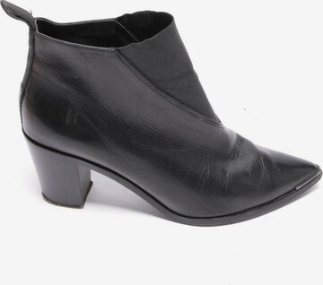 Acne Stiefeletten 38 in Schwarz: predná strana