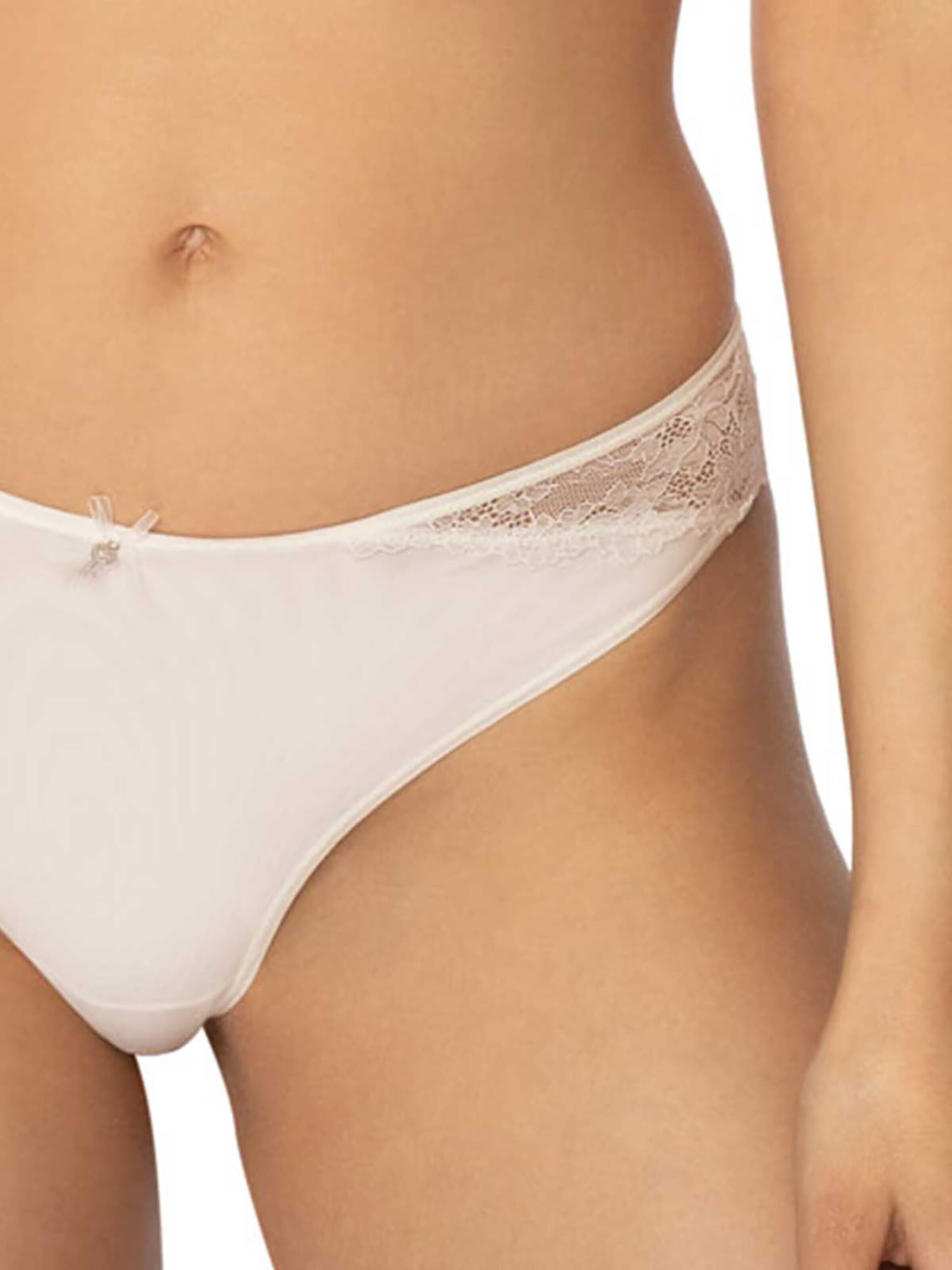 VIANIA Slip 'Carmen'‌‌ in Beige