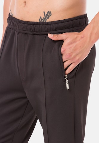 Redbridge Regular Workout Pants 'Getxo' in Black