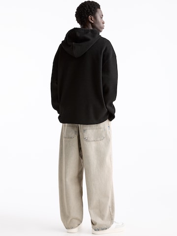 Pull&Bear Суичър в черно
