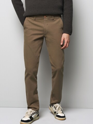 MEYER Regular Chino 'M5' in Bruin: voorkant