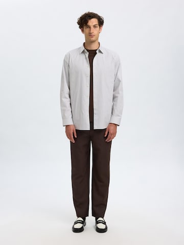 Coupe slim Chemise SELECTED HOMME en blanc