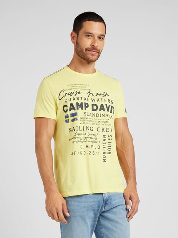 T-Shirt 'Cruise North' CAMP DAVID en jaune : devant
