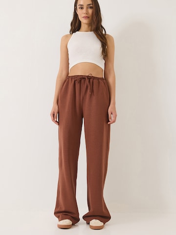 Bianco Lucci Широкий Штаны в Коричневый