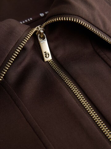 B by Ted Baker - Sudadera en marrón