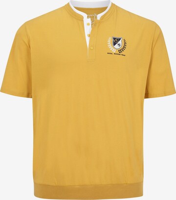 Charles Colby T-Shirt in Yellow: front