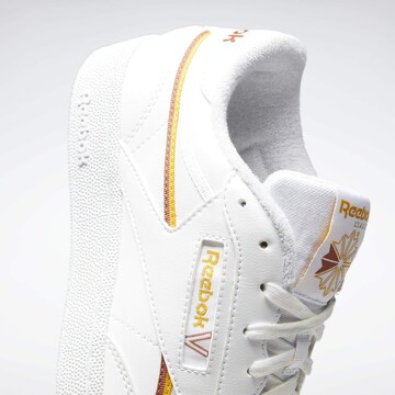 Baskets basses 'Club C 85' Reebok en blanc