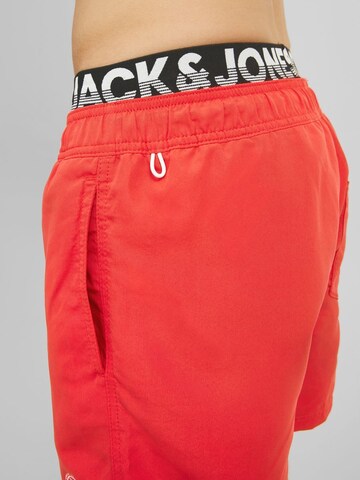 JACK & JONES Plavecké šortky 'Crete' – červená