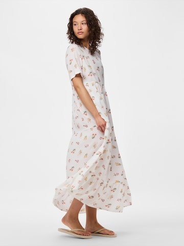 PIECES Kjole 'PCEvie' i hvid