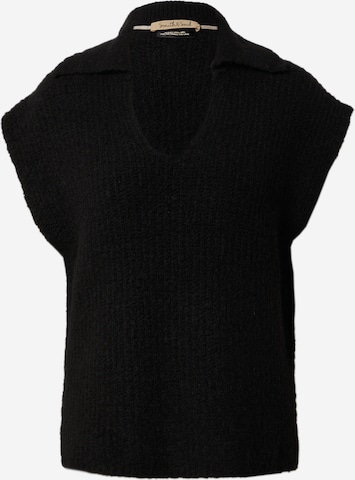 Smith&Soul Sweater in Black: front