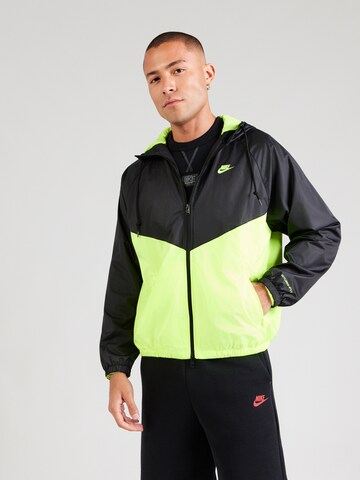 juoda Nike Sportswear Demisezoninė striukė: priekis