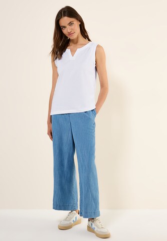 CECIL Top in White