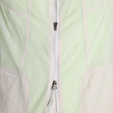 new balance Sports vest in White