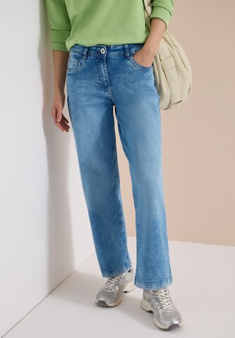 CECIL Loose fit Jeans in Blue: front