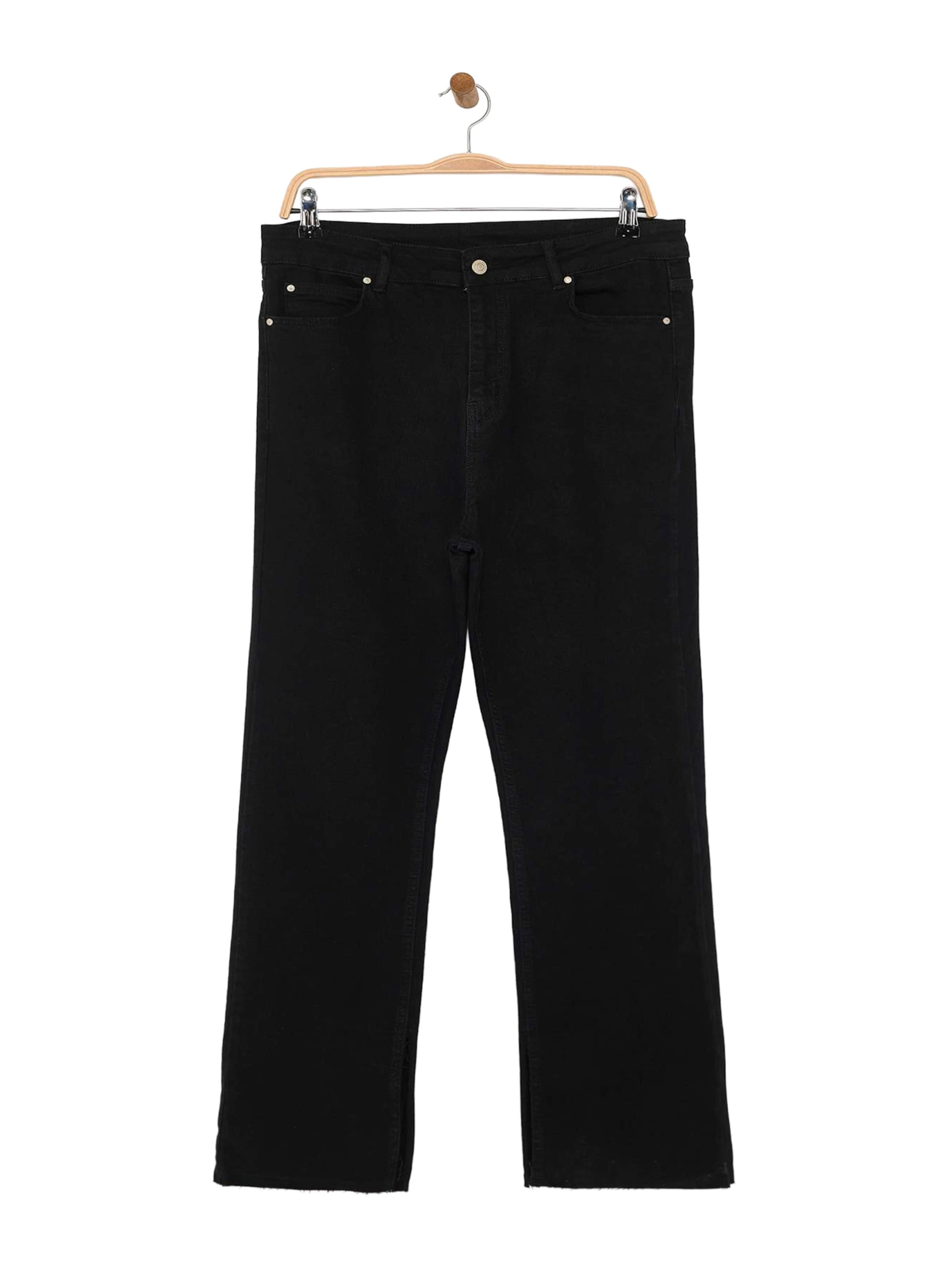 Trendyol Curve - regular Vaquero en negro: frente