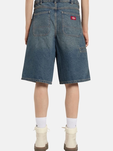 DICKIES Loosefit Byxa 'DICKIES 957 13 INCH DENIM SHORT BERMUDA' i blå