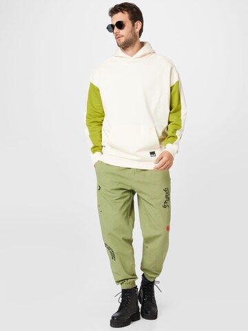 JACK WOLFSKIN - Sweatshirt de desporto 'REBEL' em branco