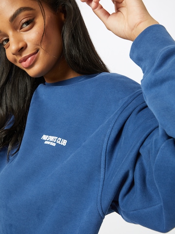 PARI Sweatshirt 'SPORTS CLUB' in Blauw