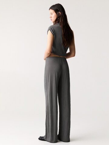 Pull&Bear Loosefit Broek in Blauw