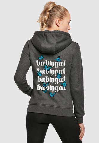 Sweat-shirt 'Babygal' Mister Tee en gris : devant