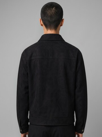 Lowkey Övergångsjacka 'Kunstlederjacke Wildleder Optik Schwarz' i svart