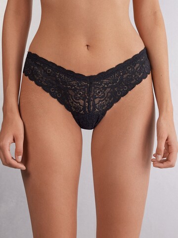 INTIMISSIMI Slip in Schwarz: Vorderseite