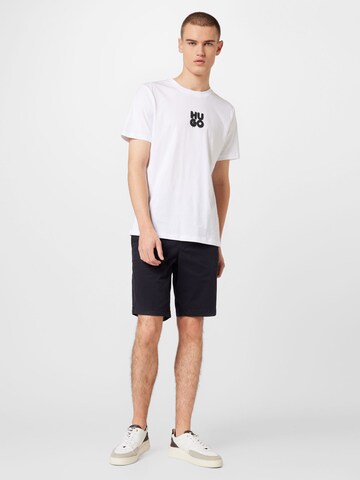 HUGO T-shirt 'Decali' i vit