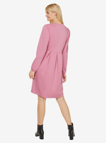 Robe heine en rose