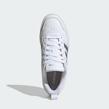 ADIDAS SPORTSWEAR Nizke superge 'Courtwave' | bela barva
