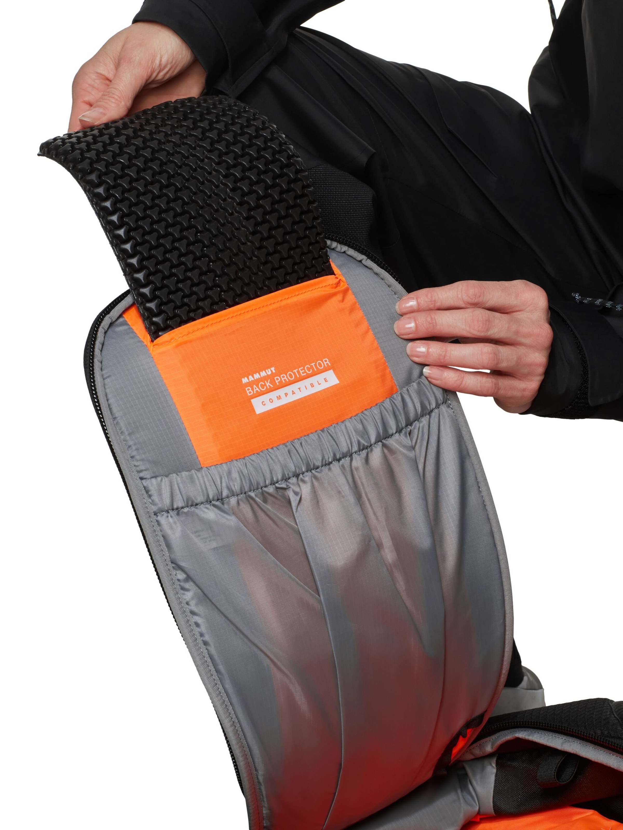 Zaino sportivo di MAMMUT in nero