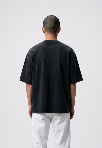 Vertere Berlin Shirt in Black: back