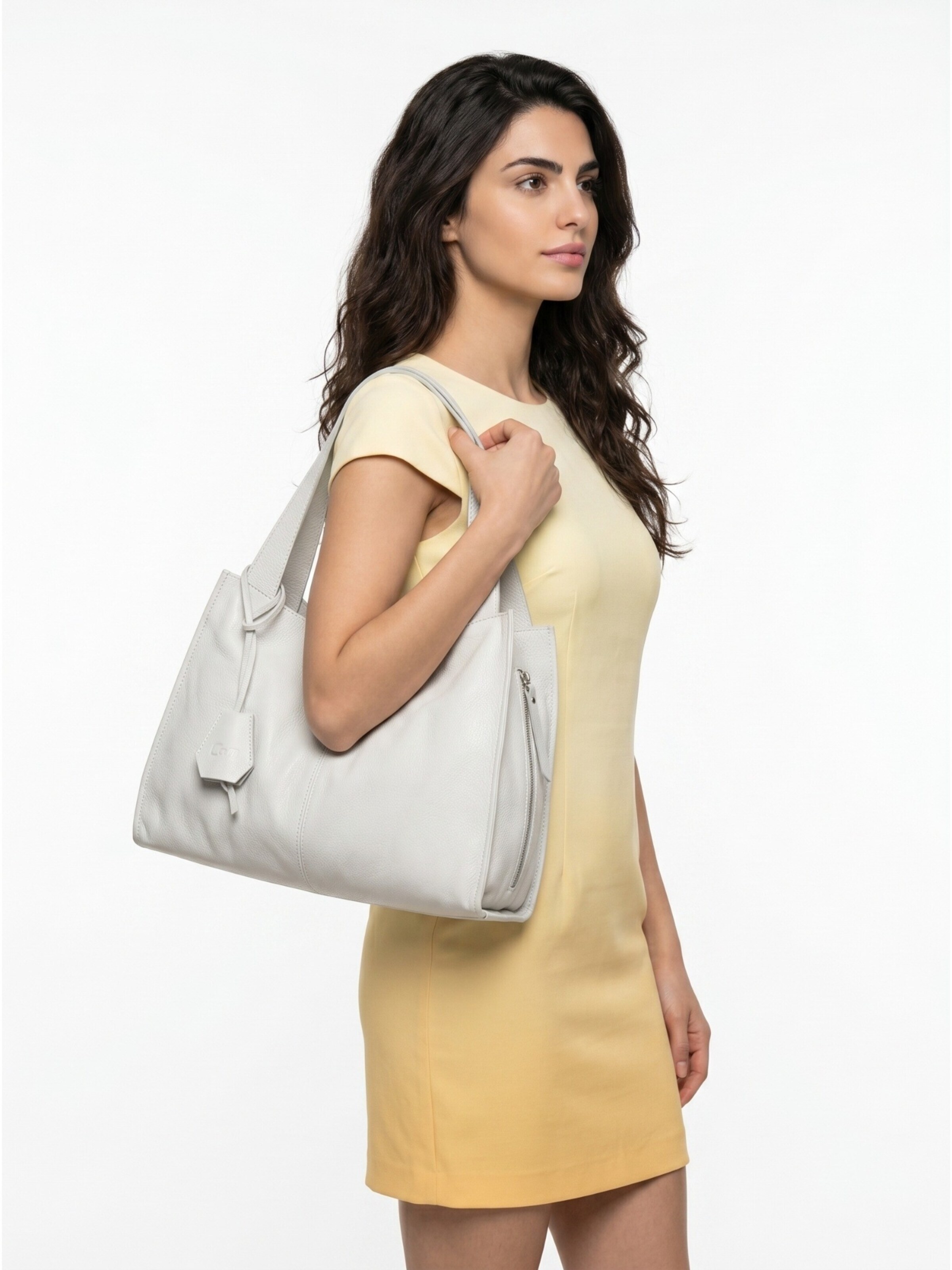 Cluty Shopper in White: front