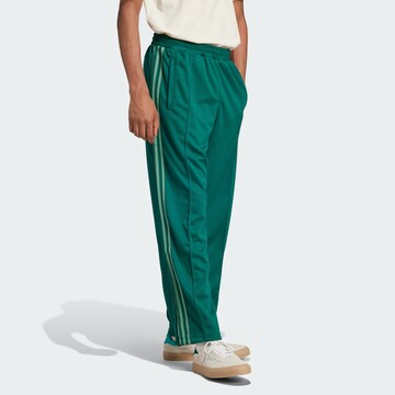 Regular Pantaloni de la ADIDAS ORIGINALS pe verde